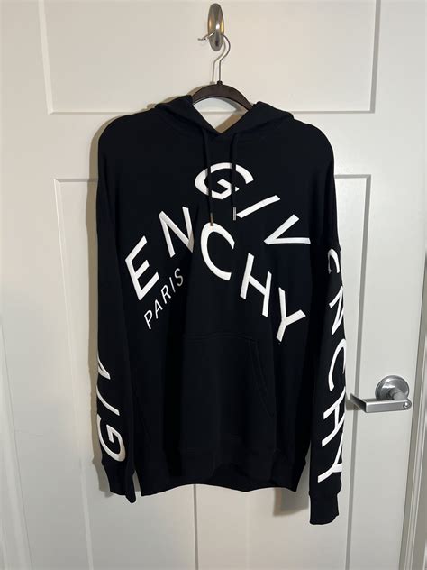 givenchy pullover stern|Givenchy refracted hoodie.